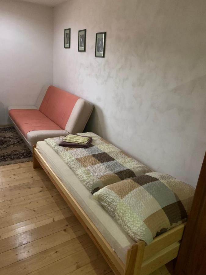 Miroslav Bednar-Bedomir Hotel Huta Eksteriør billede